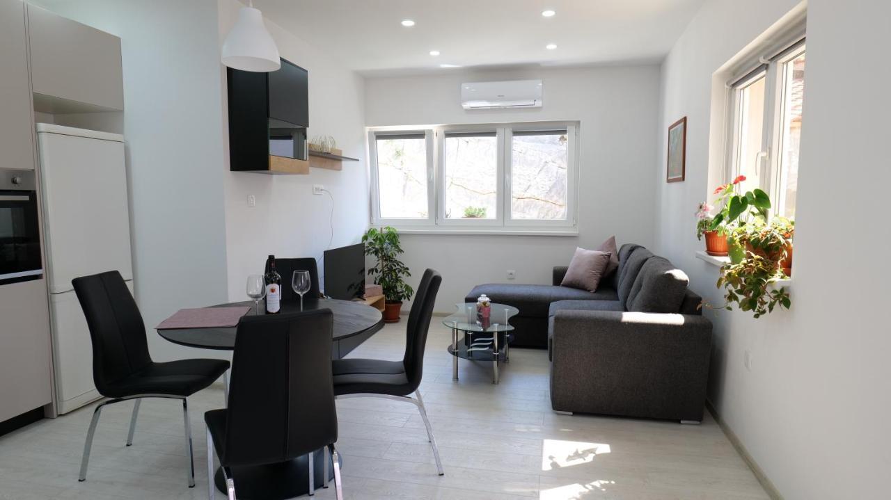 Apartmani Miki Сплит Экстерьер фото